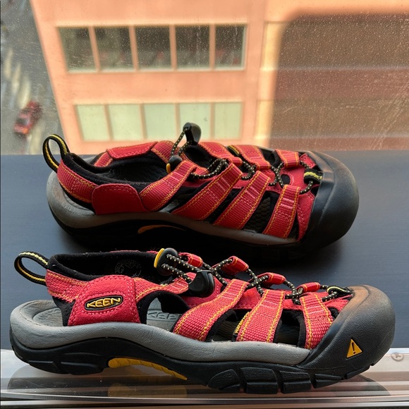 Keen Red and Black Outdoor Sandals - Picture 1 of 5